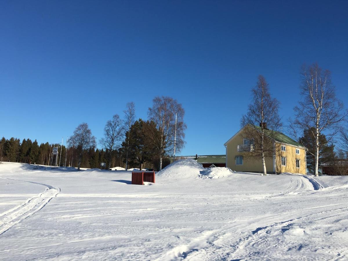 Sangis Motell Och Camping Exterior photo